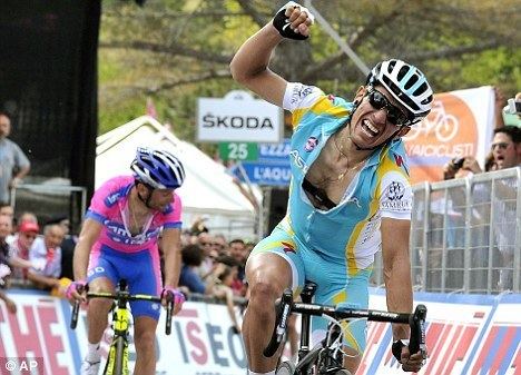 Paolo Tiralongo Paolo Tiralongo takes Giro d39Italia stage seven Daily