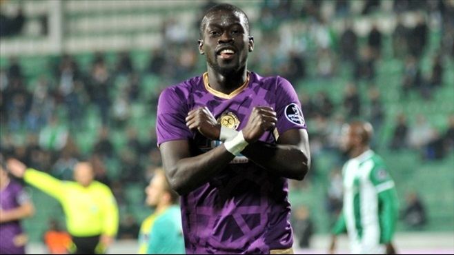 Papa Alioune Ndiaye West Ham offer on table for Senegal star Papa Alioune Ndiaye