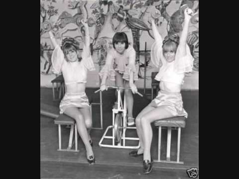 Paper Dolls (band) The Paper Dolls Someday 1968 YouTube