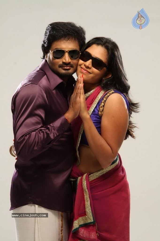 Pappali Pappali Tamil Movie Hot Stills Photo 4 of 39