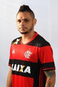 Pará (footballer, born 1986) wwwogolcombrimgjogadores79340879med20160