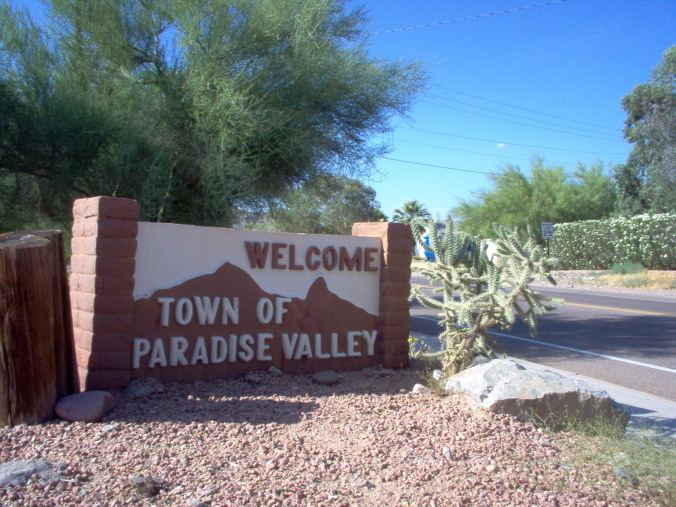 Paradise Valley, Arizona httpsuploadwikimediaorgwikipediacommons33