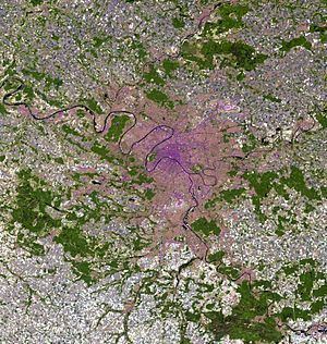 Paris Metropolitan Area uploadwikimediaorgwikipediacommonsthumbddd
