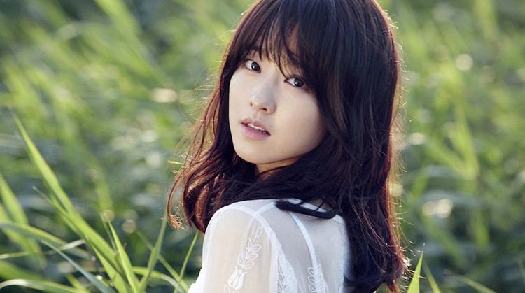 Park Bo-young Park Bo Young Explains How Cha Tae Hyun Helped Her Stay
