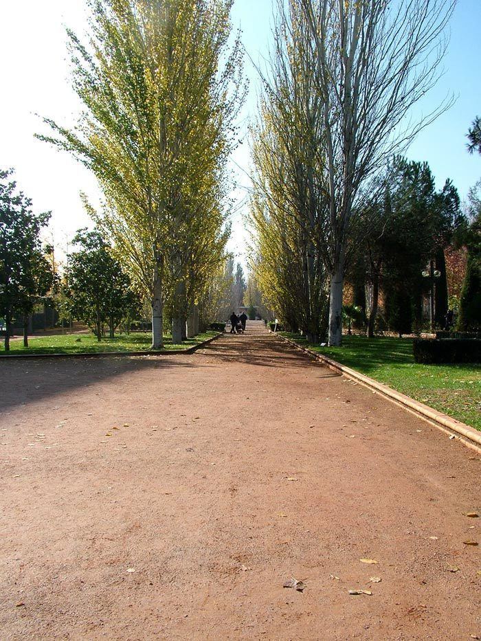 Park Federico García Lorca httpsuploadwikimediaorgwikipediacommons44