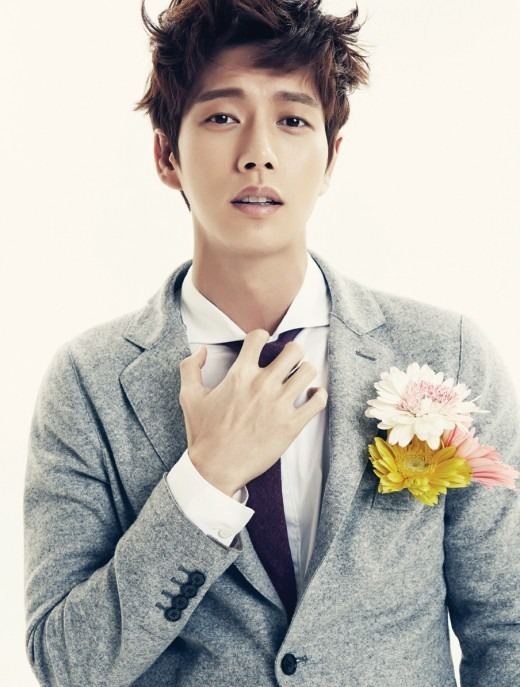 Park Hae-jin Cable network OCN courts Park Haejin for new drama