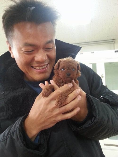 Park Jin Park Jin Young Gives His Heart Away To a Puppy News