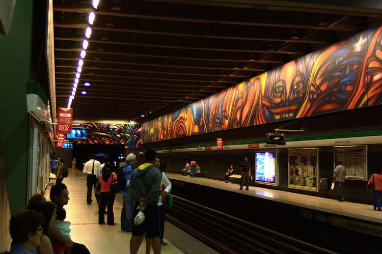 Parque Bustamante metro station