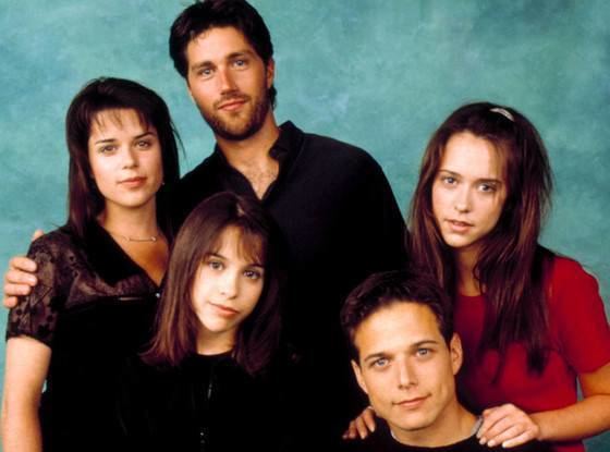 Party of Five Lacey Chabert Has a Party of Five Reunion With Jennifer Aspen E News