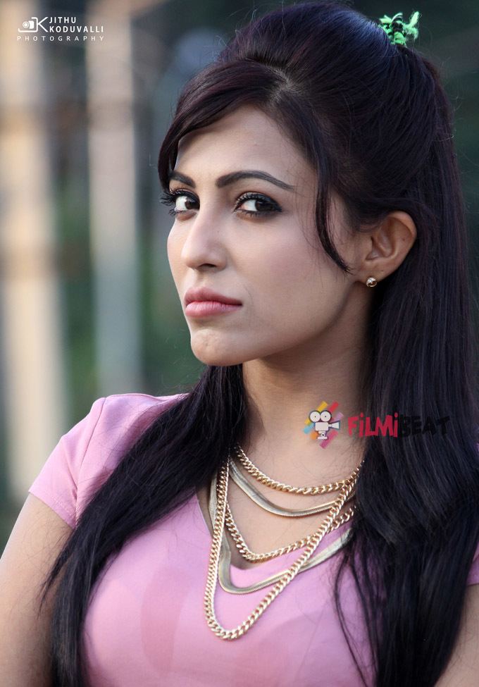 Parvathy Nair Parvathy Nair Pictures Parvathy Nair Photo Gallery