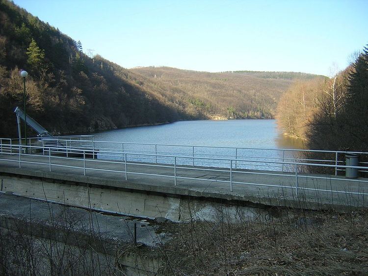 Pasarel Reservoir httpsuploadwikimediaorgwikipediacommonsthu