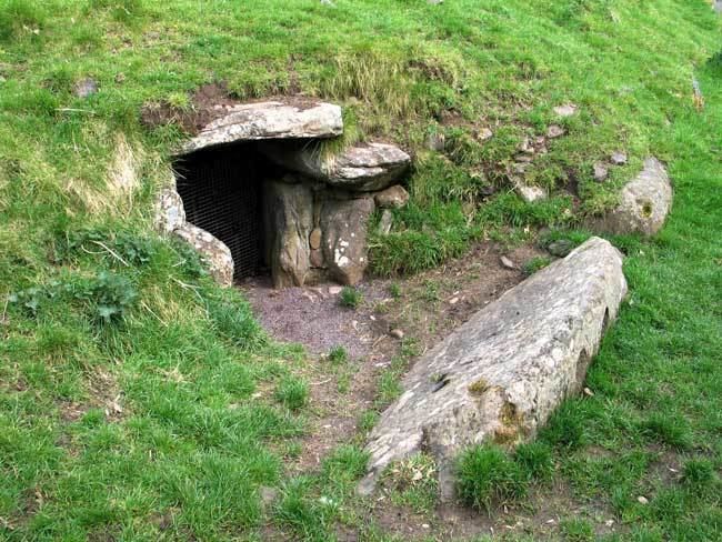 Passage grave Dowth Passage Grave Passage Grave The Megalithic Portal and