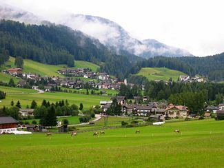 Passeier Valley httpsuploadwikimediaorgwikipediacommonsthu