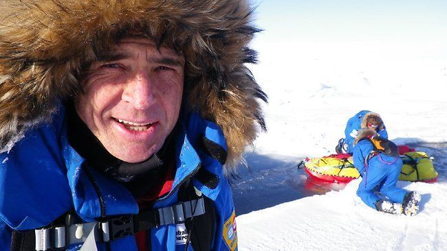 Pat Farmer Pat Farmer finishes epic run from North Pole to South Pole