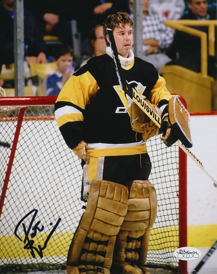 Pat Riggin Pat Riggin Autographed Pittsburgh Penguins 8x10 Photo JSA