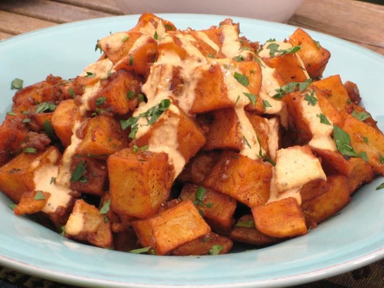 Patatas bravas Patatas Bravas Home Fries with Roasted Tomato Aioli Recipe Bobby