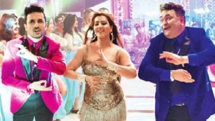 Shilpa Shinde AKA Angoori Bhabhi Goes GLAM for Patel Ki Punjabi