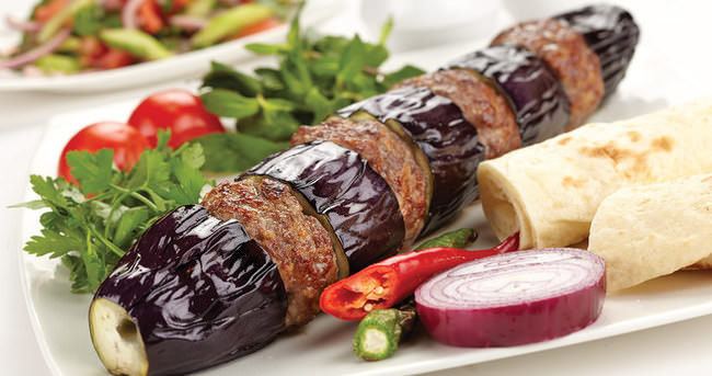 Patlıcan kebabı Patlcan Kebab Nasl Yaplr Sebze Yemekleri Haberleri