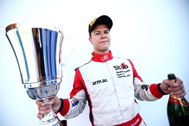 Patric Niederhauser GP3 Valencia 2012 Race 2 Result Other The Checkered Flag