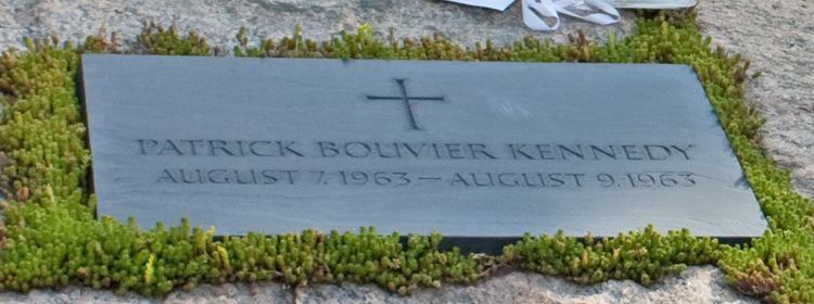 Patrick Bouvier Kennedy's gravestone in Arlington National Cemetery