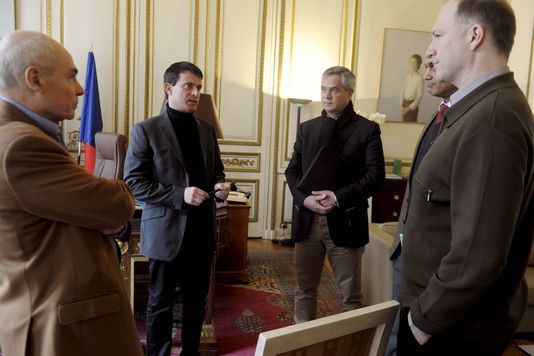 Patrick Calvar Rforme du renseignement Manuel Valls choisit la continuit