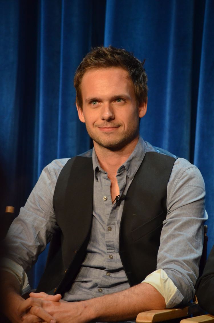 Patrick J. Adams httpsuploadwikimediaorgwikipediacommons00