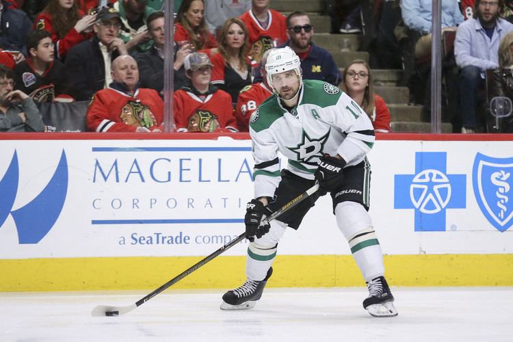 Patrick Sharp Patrick Sharp puts heart over bank account in resigning with