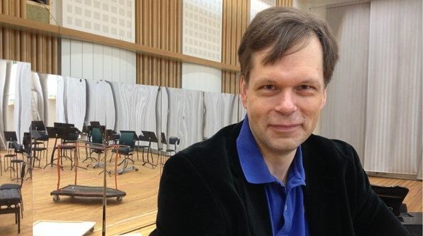 Patrik Ringborg Swedish operatic take on Hitchcocks Notorious Radio Sweden