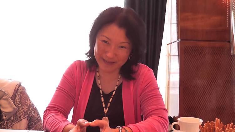 Patti Yasutake Patti Yasutake Nurse Alyssa Ogawa STTNG greets the readers of