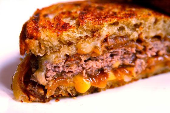 Patty melt The Burger Lab How to Make the Ultimate Patty Melt Serious Eats