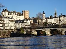 Pau, Pyrénées-Atlantiques httpsuploadwikimediaorgwikipediacommonsthu