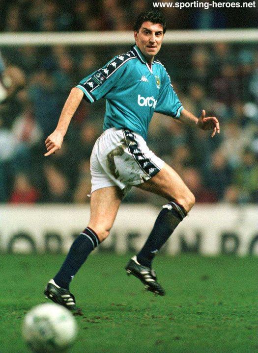 Paul Beesley Paul BEESLEY Biography of his Man City career Manchester City FC