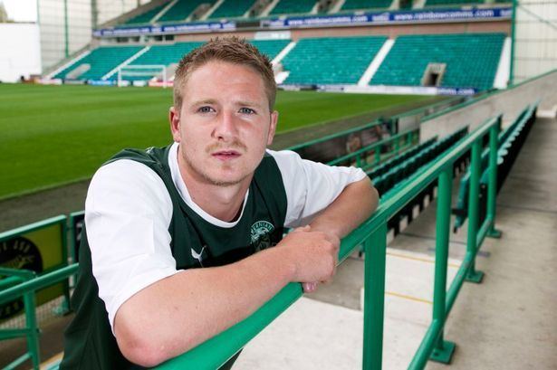 Paul Cairney Paul Cairney hails Hibs fans and reckons their influence