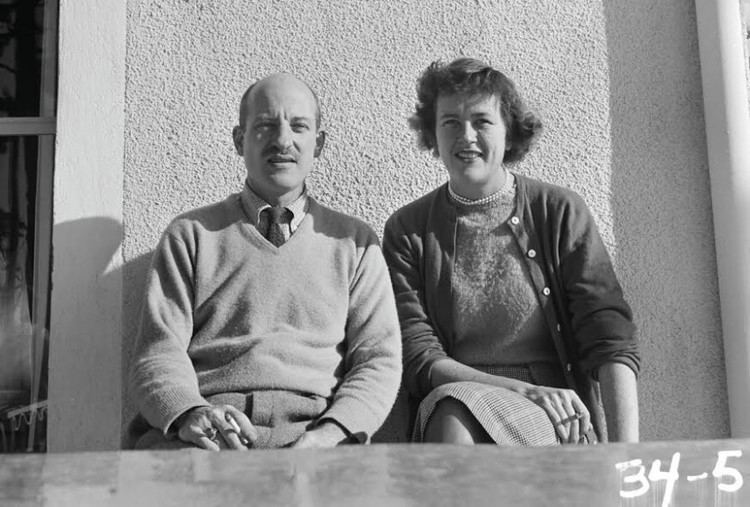 Paul Cushing Child and Julia Child in black and white sitting together