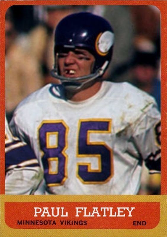 Paul Flatley 1963 Topps Paul Flatley Minnesota Vikings Football Cards That