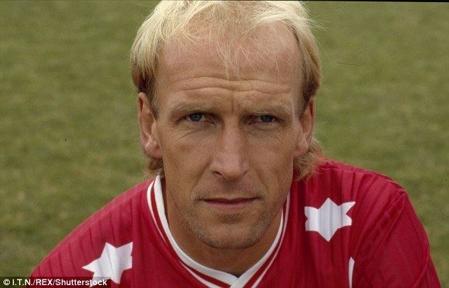 Paul Futcher Paul Futcher loses battle with cancer as former Barnsley and Grimsby
