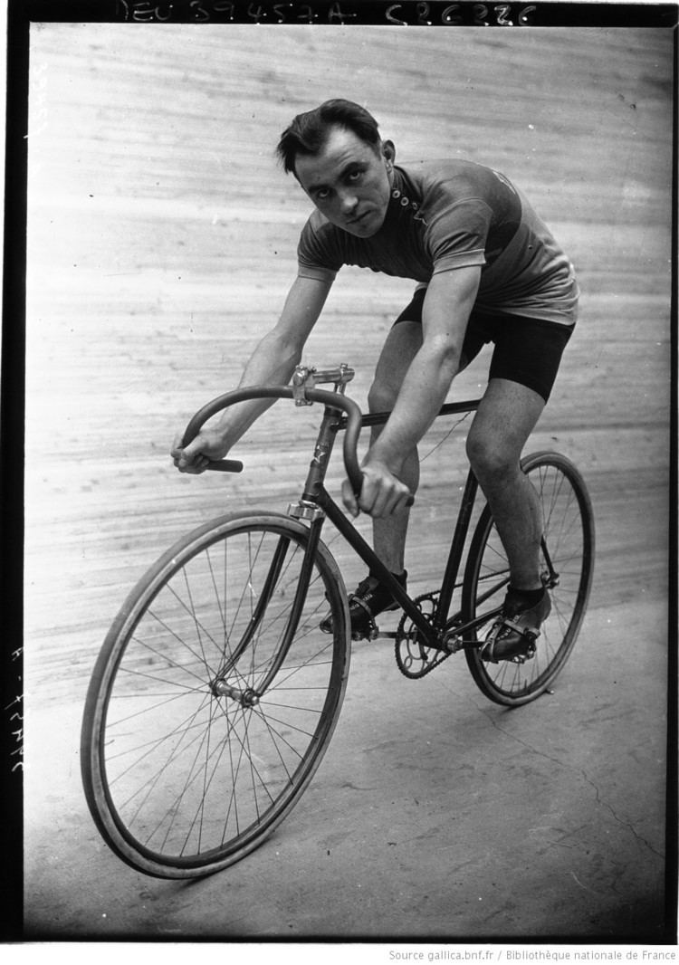 Paul Le Drogo Paul Le Drogo cycliste en vlo photographie de presse Agence