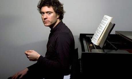 Paul Lewis (pianist) Paul Lewis 39Schubert writes something that comes from