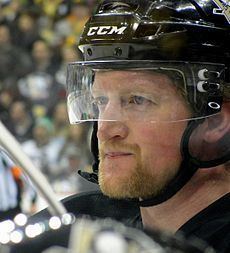 Paul Martin (ice hockey) httpsuploadwikimediaorgwikipediacommonsthu