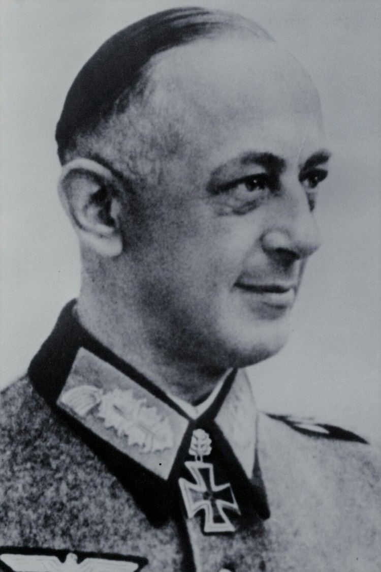 Paul Scheuerpflug Generalleutnant Paul Scheuerpflug 18961945 Kommandeur 68