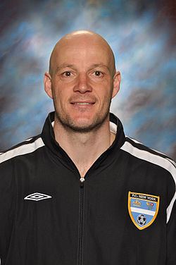 Paul Shaw (footballer) httpsuploadwikimediaorgwikipediacommonsthu