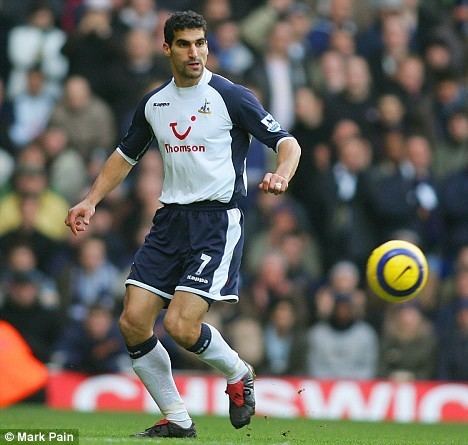 Paul Stalteri Stalteri to leave Spurs and join German club Borussia