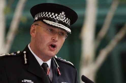Paul Stephenson (police officer) Murdoch scandal spreads Britain39s police chief resigns