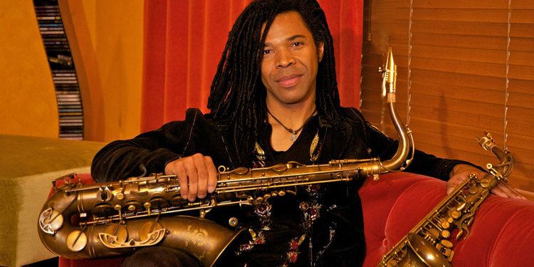 Paul Taylor (saxophonist) Paul Taylor makes every minute worth with Countdown Amazing