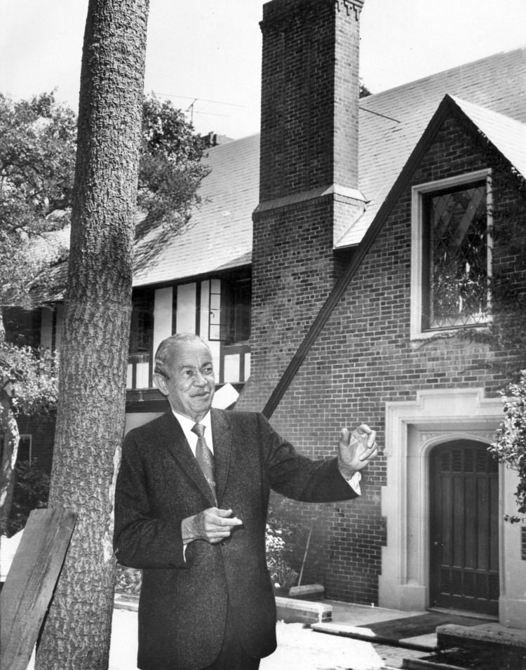 Paul Williams (architect) Architecture of Paul Revere Williams born 120 years ago