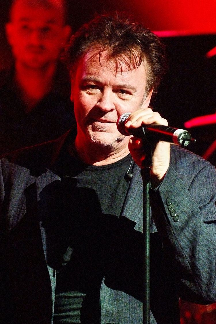Paul Young discography