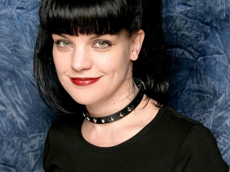 Pauley Perrette NCISquot actress Pauley Perrette attacked in front of her