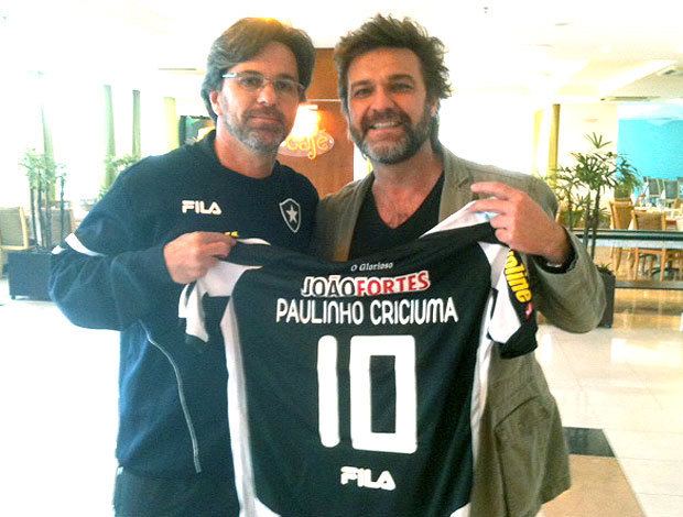 Paulinho Criciuma Em Floripa Caio Jr d presente antecipado a Paulinho