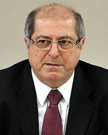 Paulo Bernardo httpsuploadwikimediaorgwikipediacommonsthu