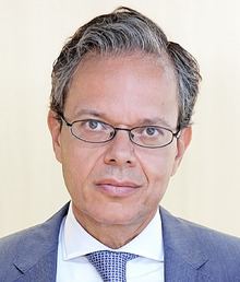 Paulo Morgado httpsuploadwikimediaorgwikipediacommonsthu